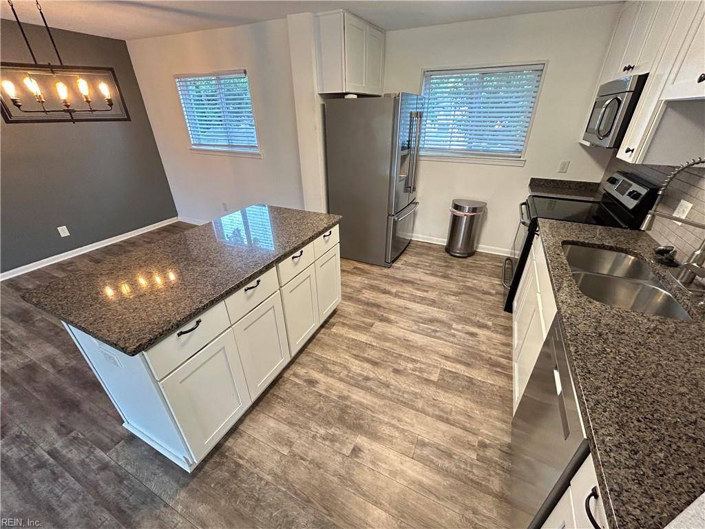 Virginia Beach, VA 23452,3061 Ole Towne LN