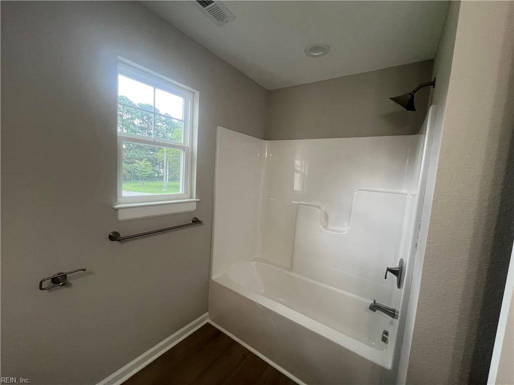 Portsmouth, VA 23703,3128 Sterling Point DR