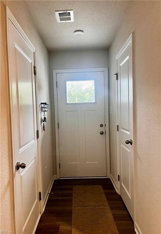 Franklin, VA 23851,104 Summit View LN