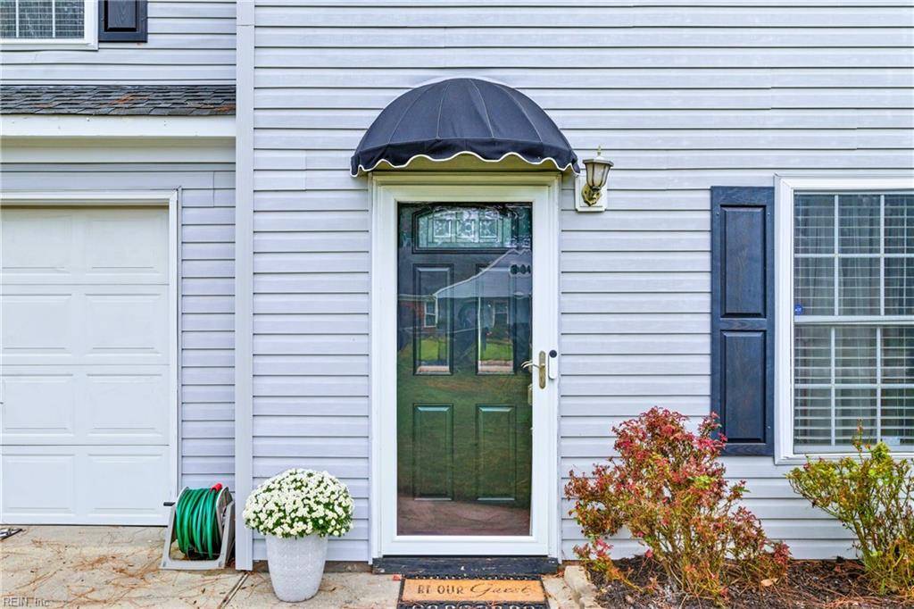 Hampton, VA 23665,7 Thomas Nelson DR