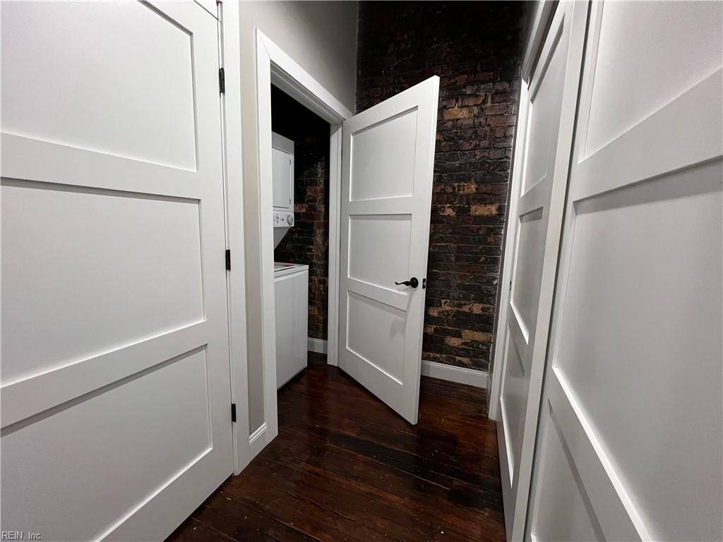 Newport News, VA 23607,208 23rd ST #312