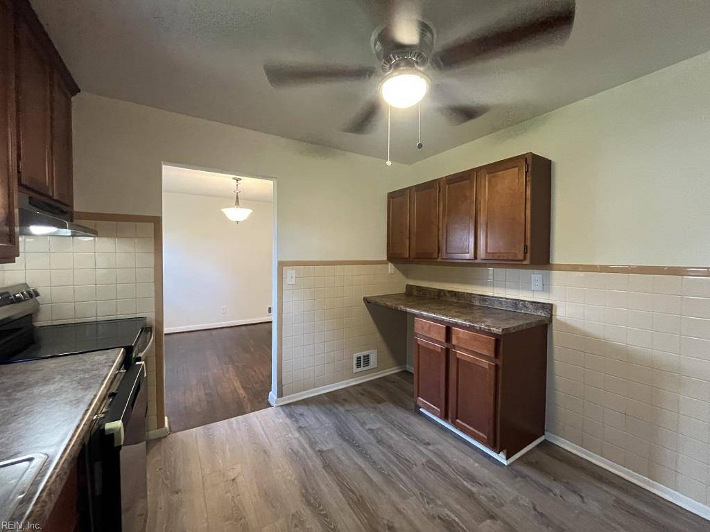 Norfolk, VA 23518,8209 Wedgewood DR