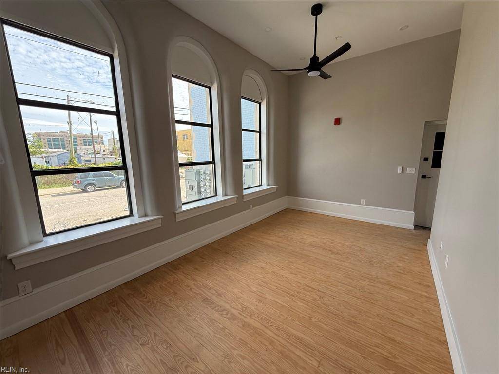 Newport News, VA 23607,332 34th ST #116