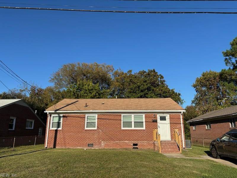 Hampton, VA 23663,16 Henderson LN