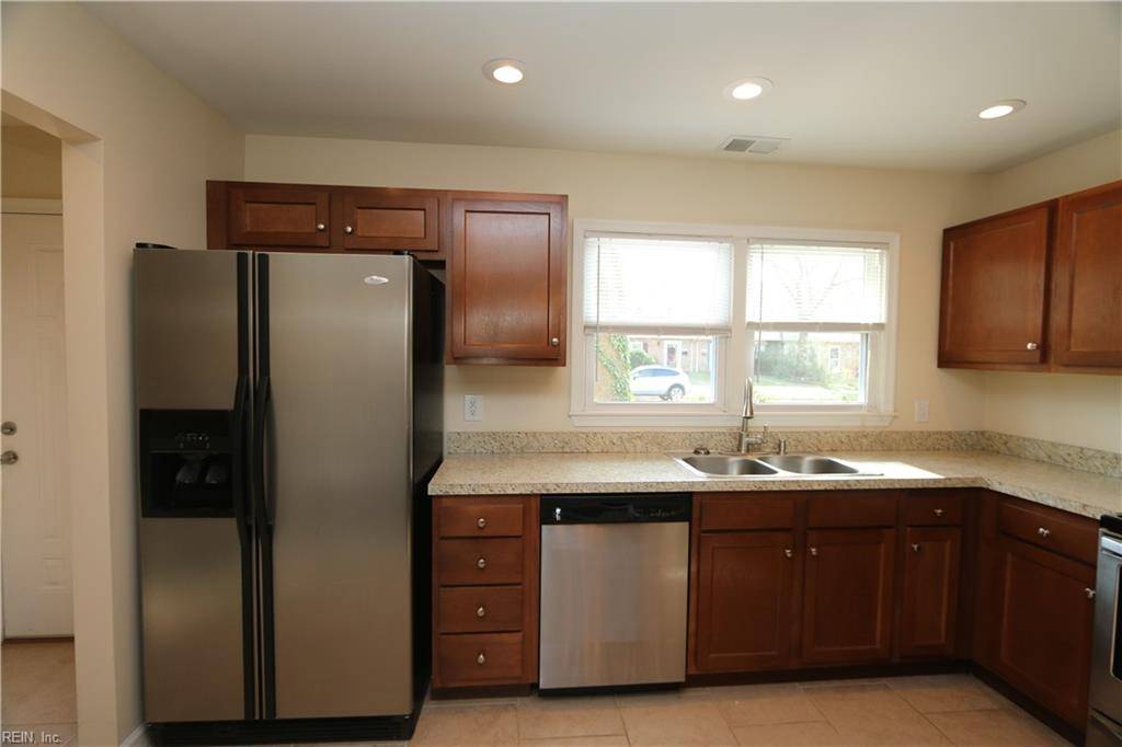 Virginia Beach, VA 23454,2226 Sedgewick DR