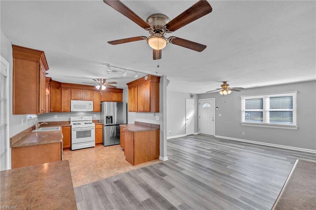 Virginia Beach, VA 23452,405 Courtney ARCH