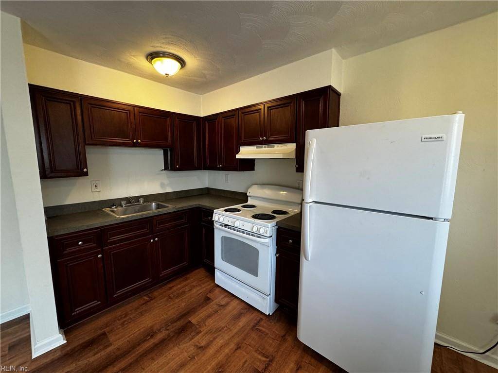 Norfolk, VA 23518,9632 12th Bay ST #7