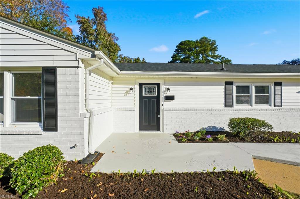 Virginia Beach, VA 23452,3732 Kings Point RD