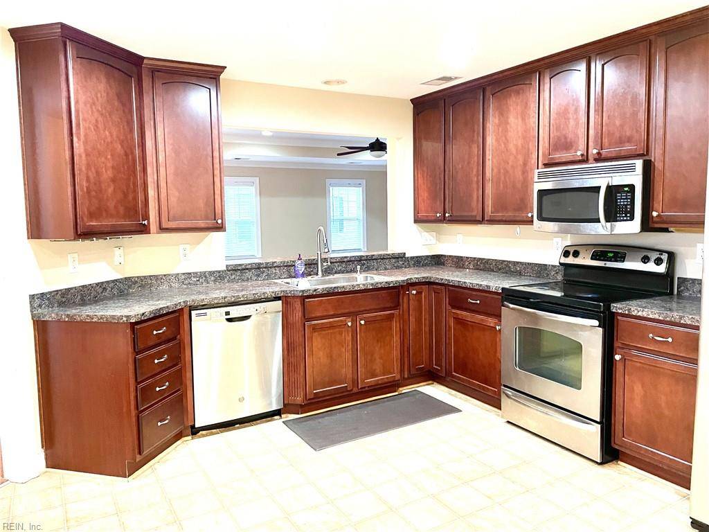 Virginia Beach, VA 23455,5576 Goose Pond LN