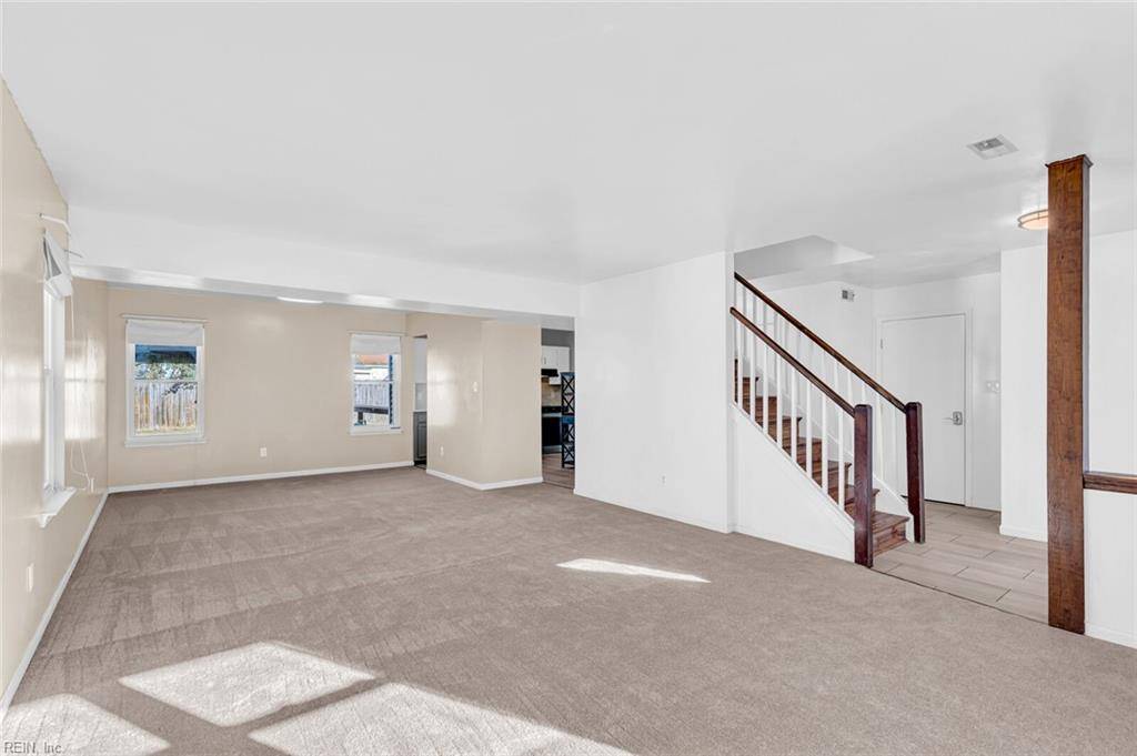 Newport News, VA 23602,184 Coventry LN