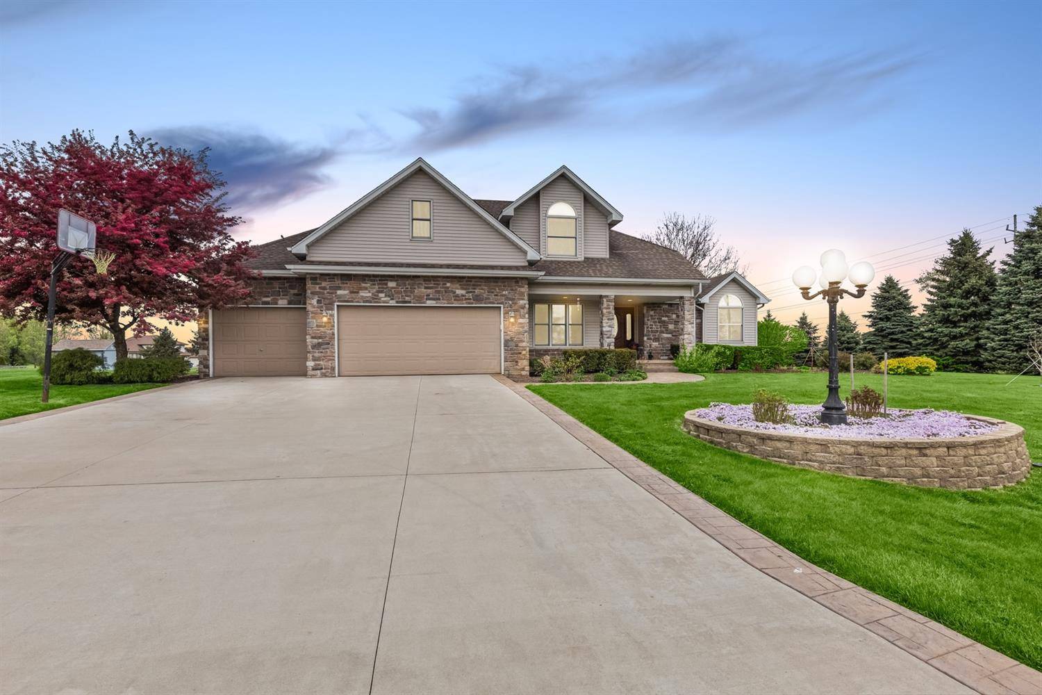 Crown Point, IN 46307,1638 W 134th CT