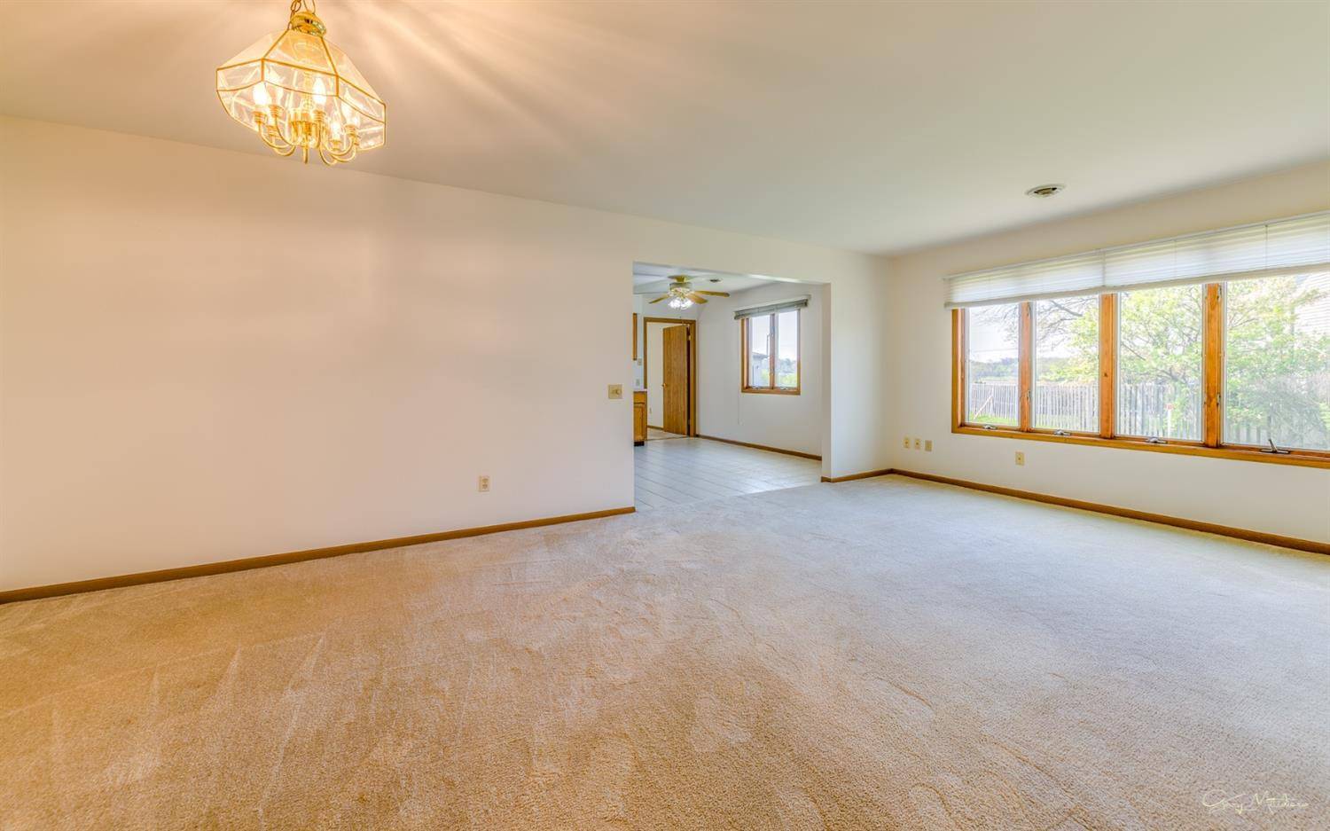 Schererville, IN 46375,2353 Barbara Jean DR