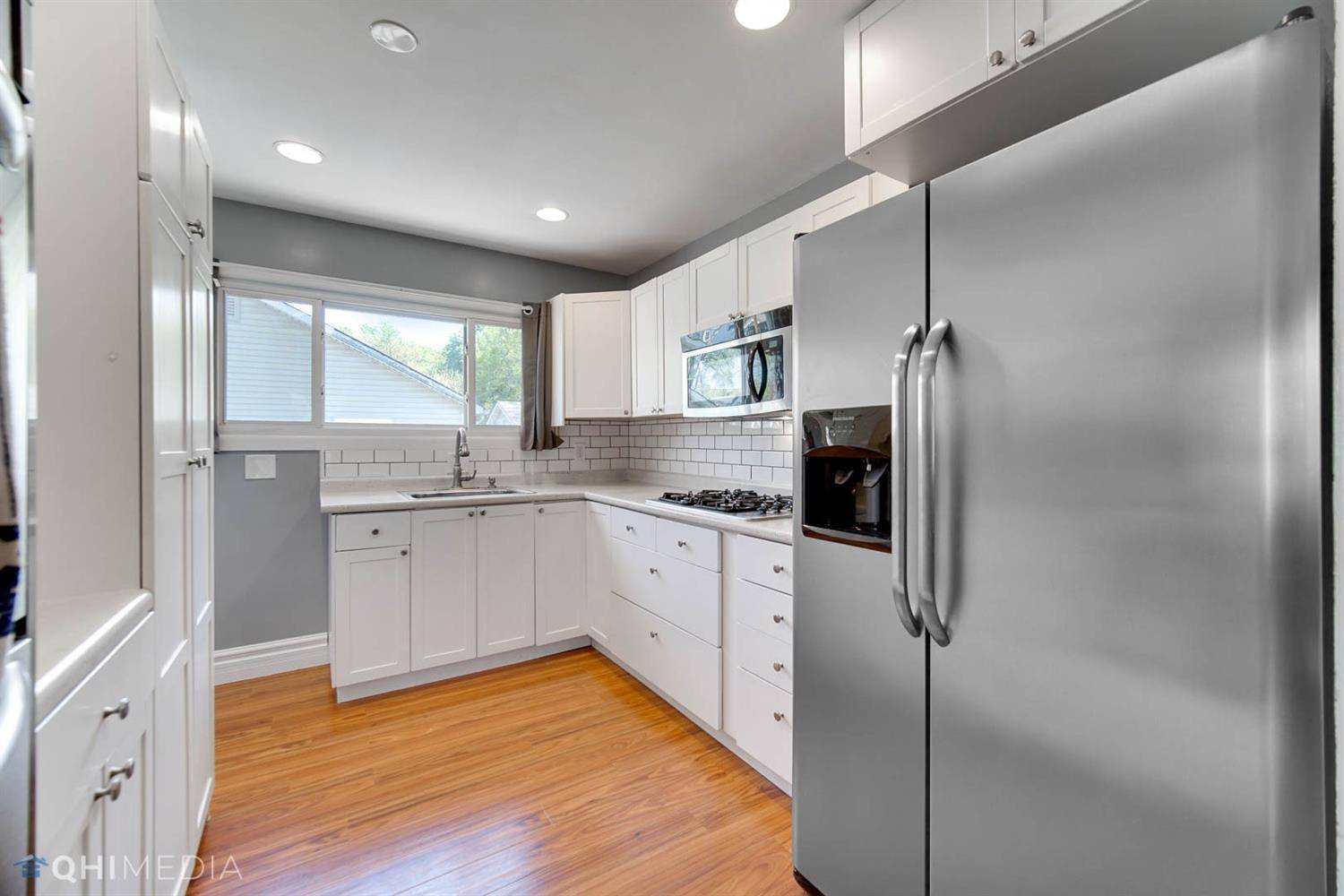 Crown Point, IN 46307,619 W North ST