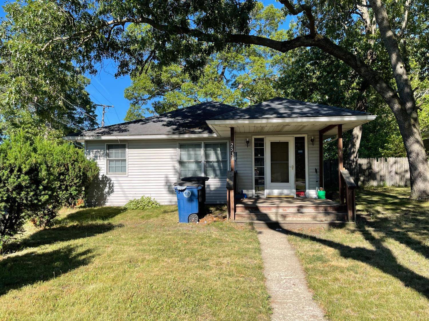 Lake Station, IN 46405,2533 Morgan ST