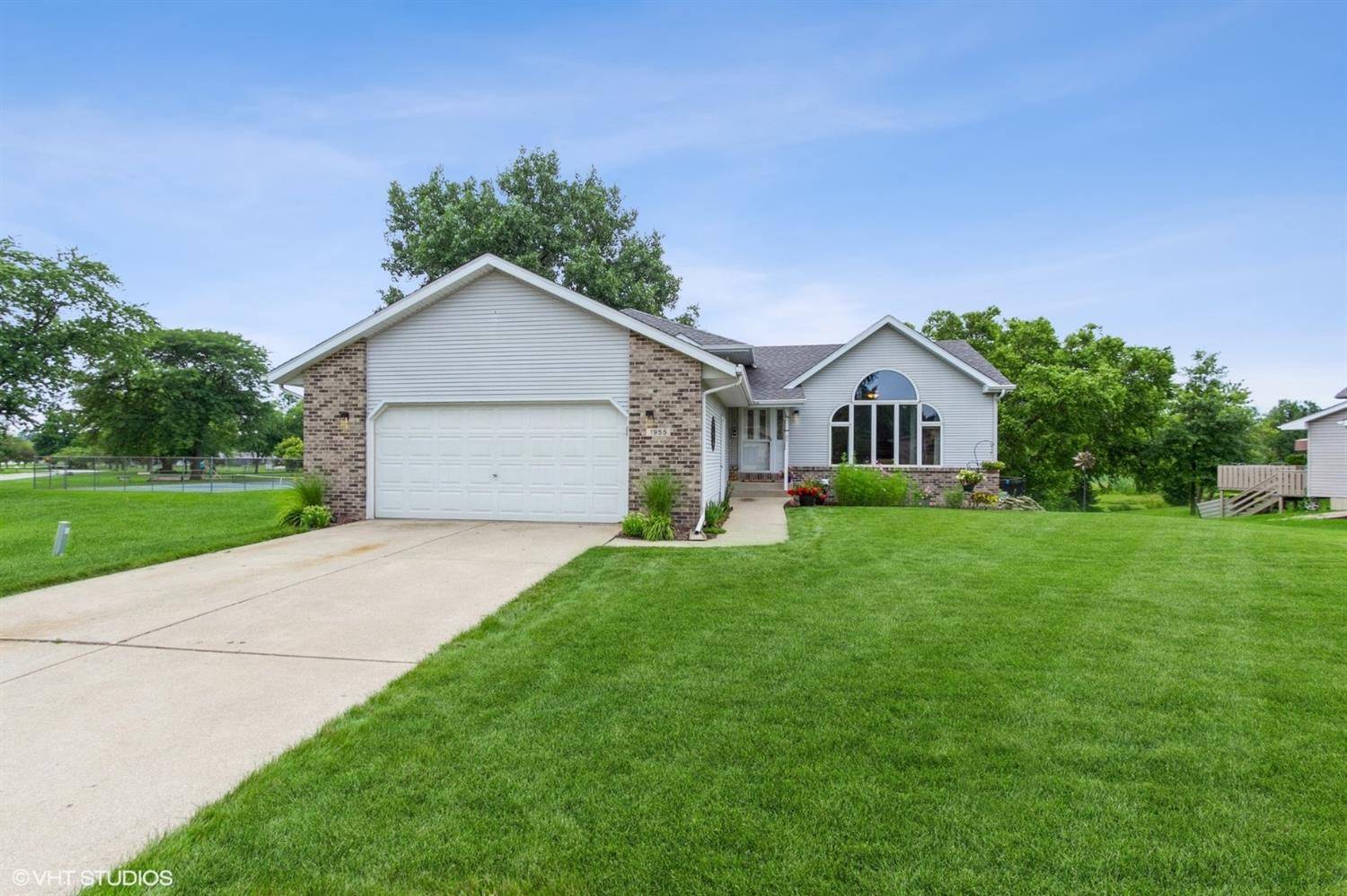 Schererville, IN 46375,1955 S Park AVE