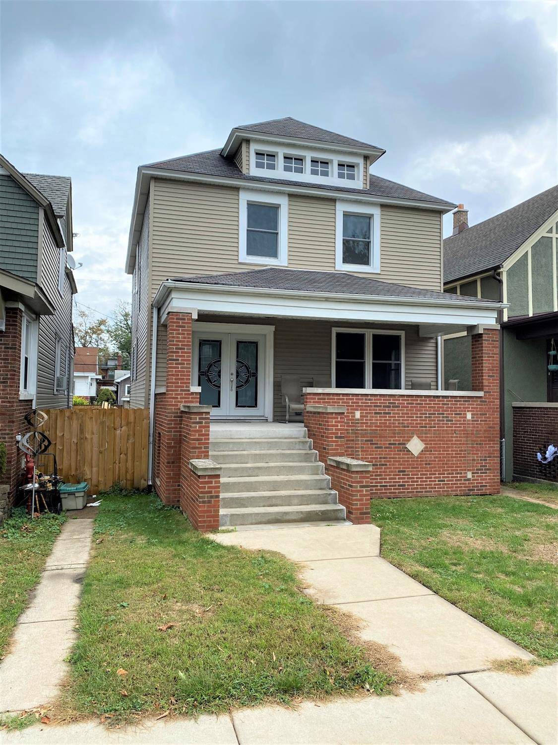 Whiting, IN 46394,1733 Central AVE