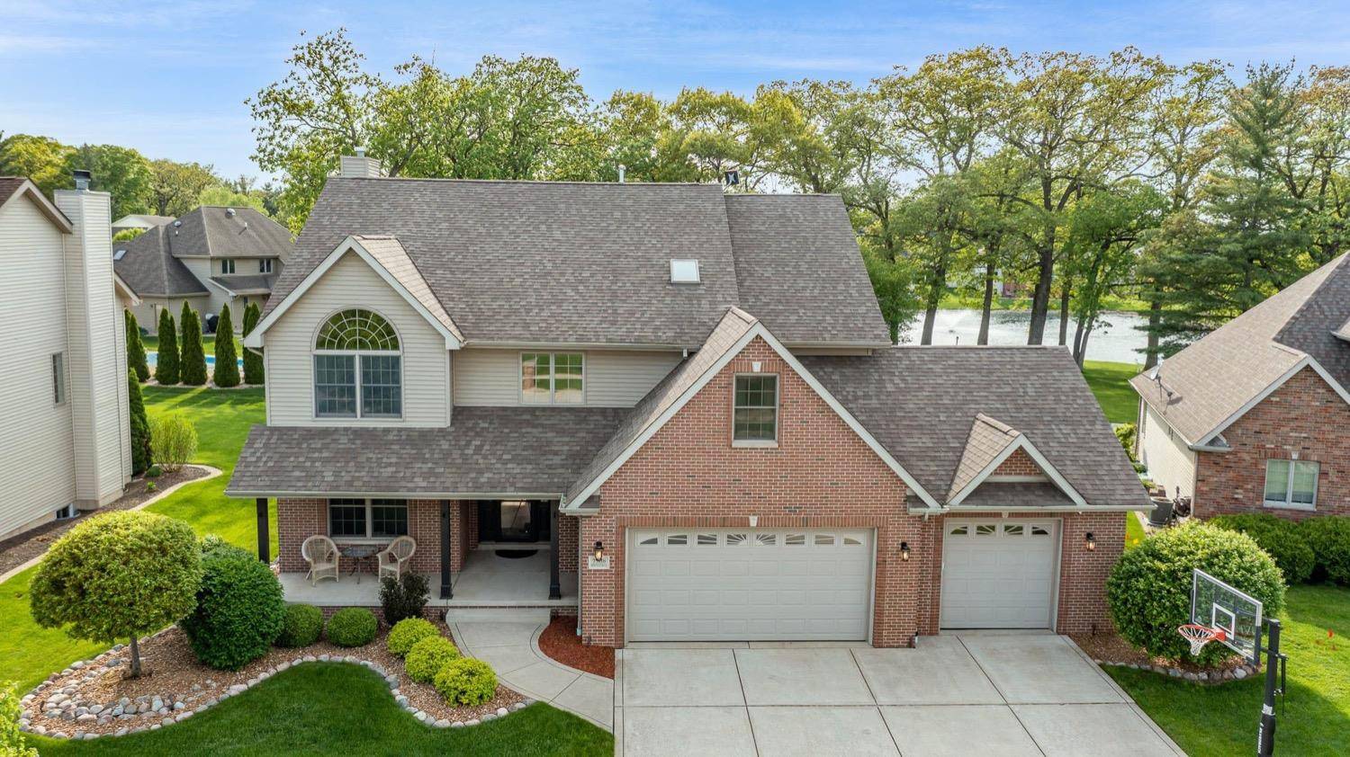 Schererville, IN 46375,7368 Winchester LN