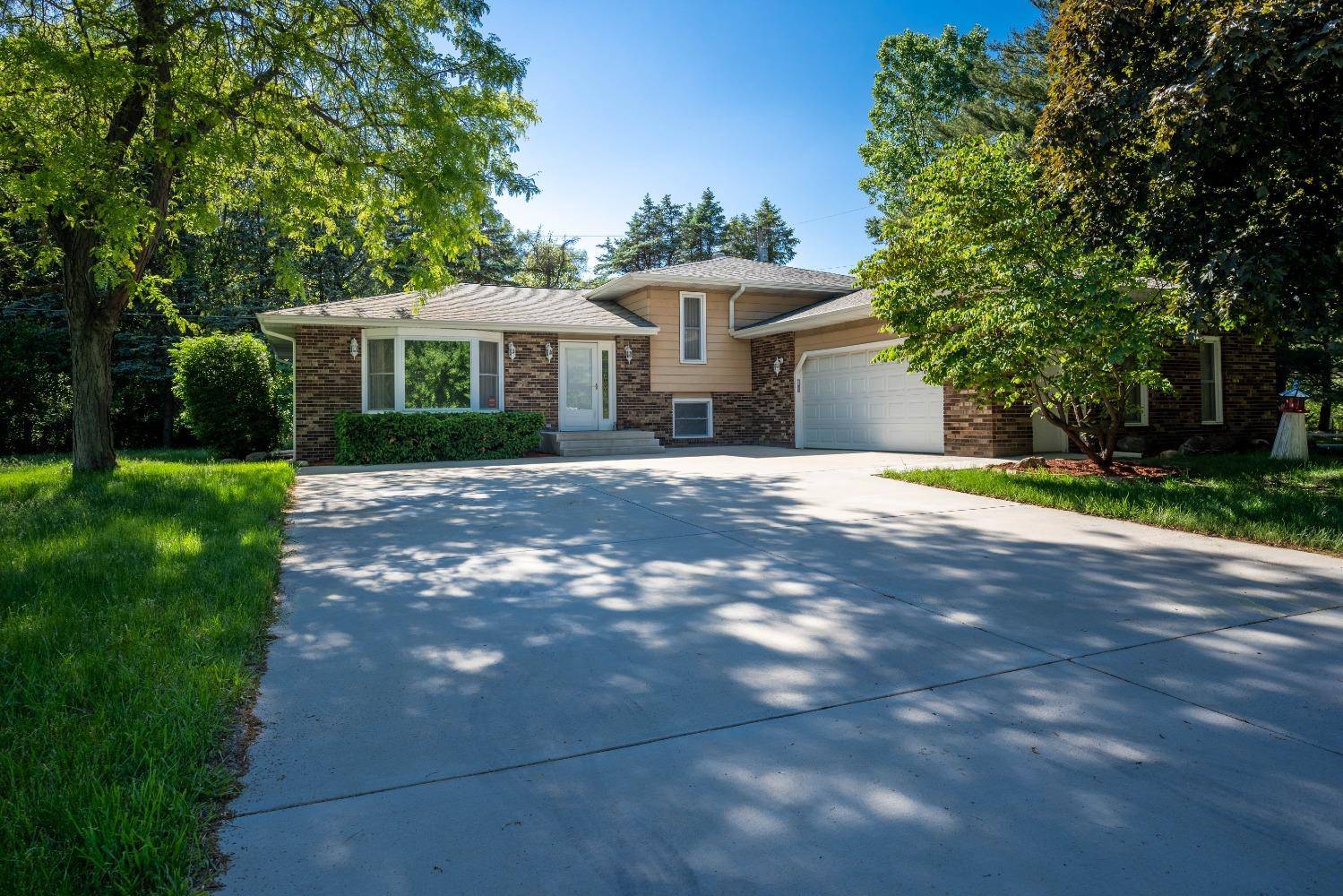 Michigan City, IN 46360,6757 W 450