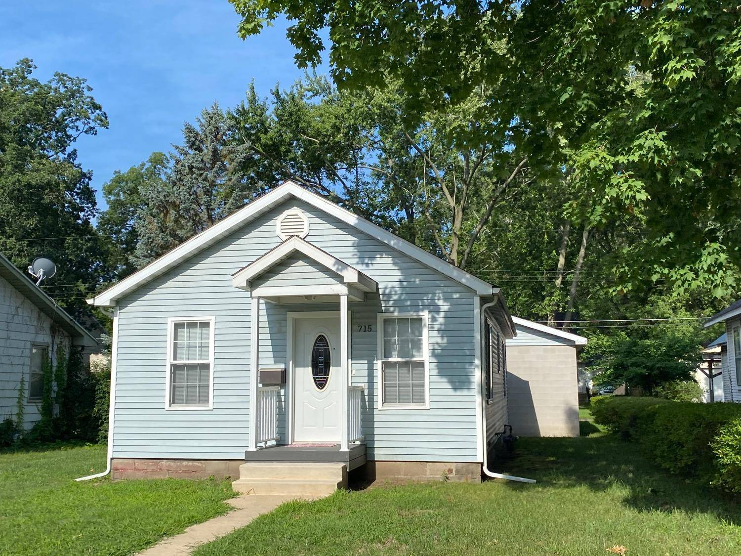 Michigan City, IN 46360,715 W Ashland ST
