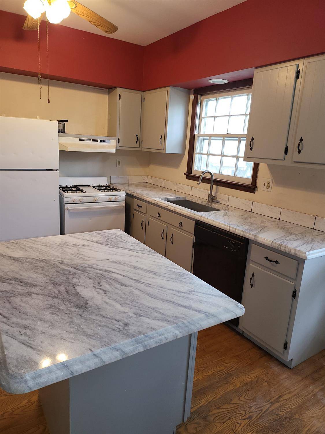 Michigan City, IN 46360,286 W Coolspring AVE