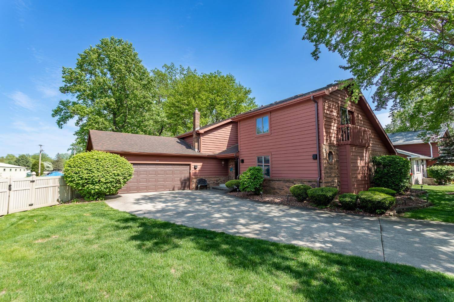 Schererville, IN 46375,1413 Green CT