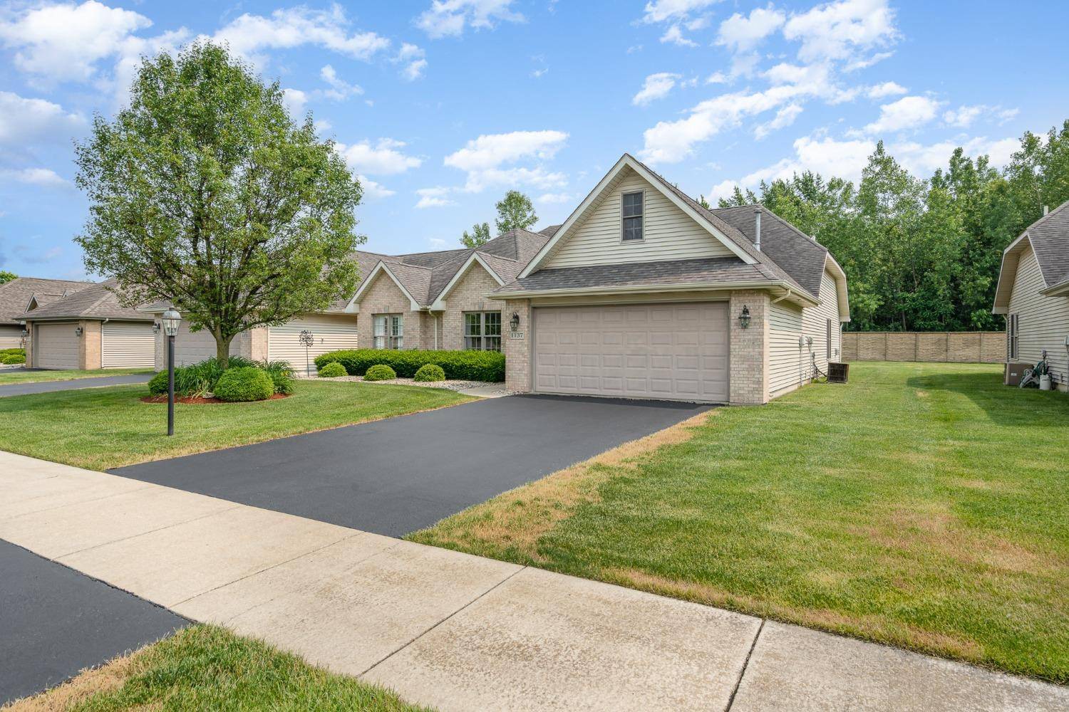 Schererville, IN 46375,1137 Cherrywood LN