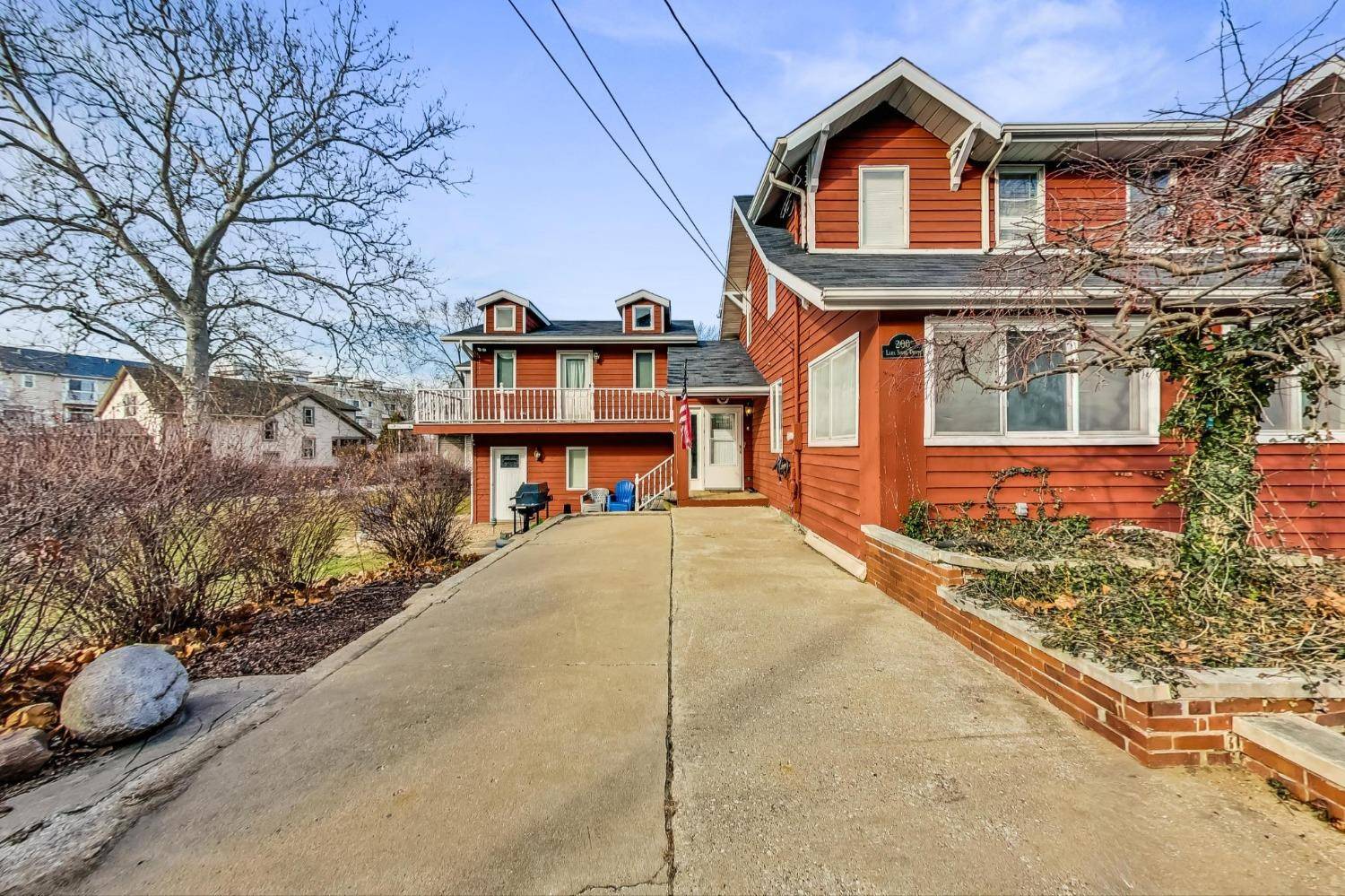 Michigan City, IN 46360,208 Lake Shore DR