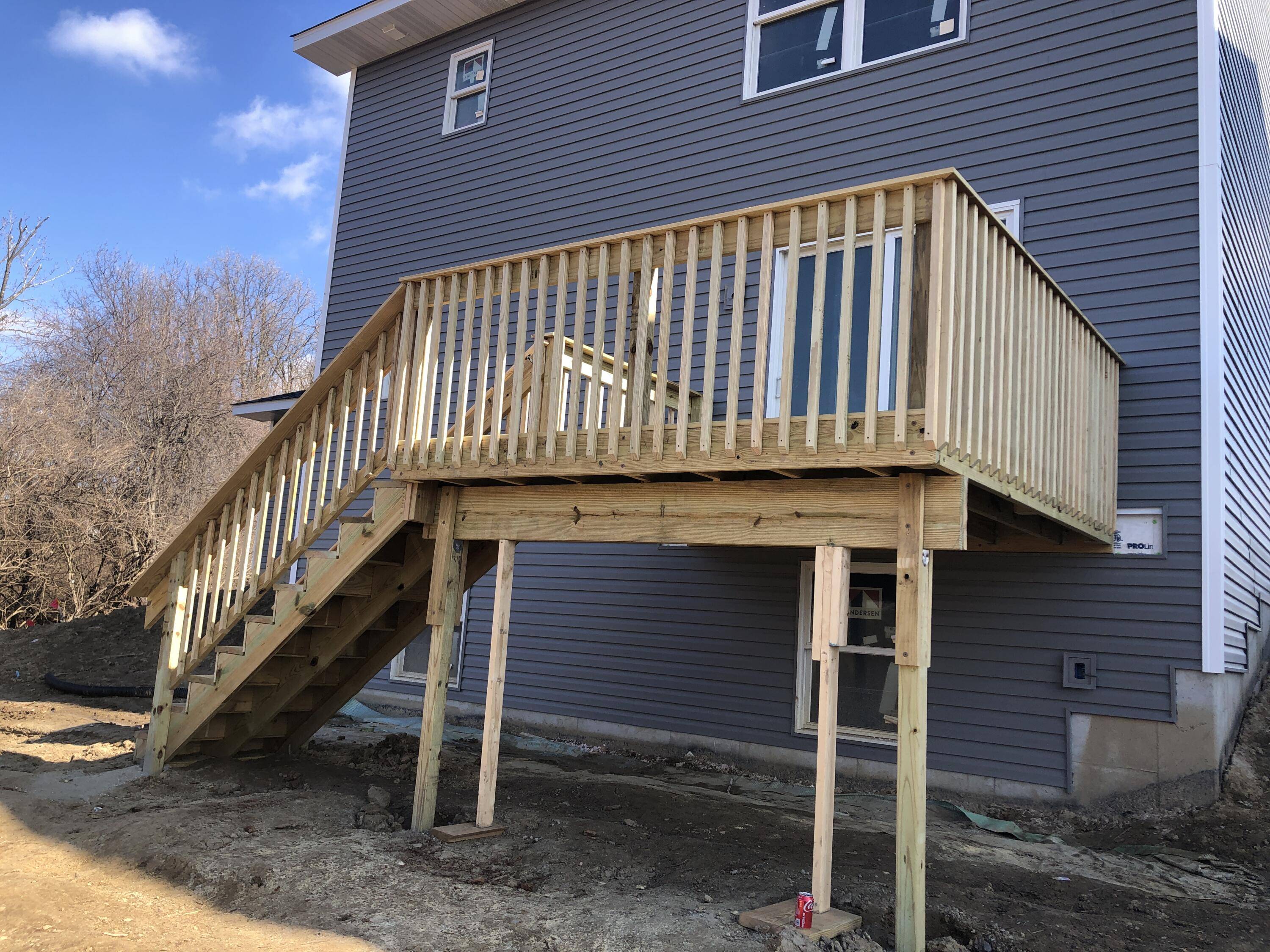 Merrillville, IN 46410,8528 Florida ST