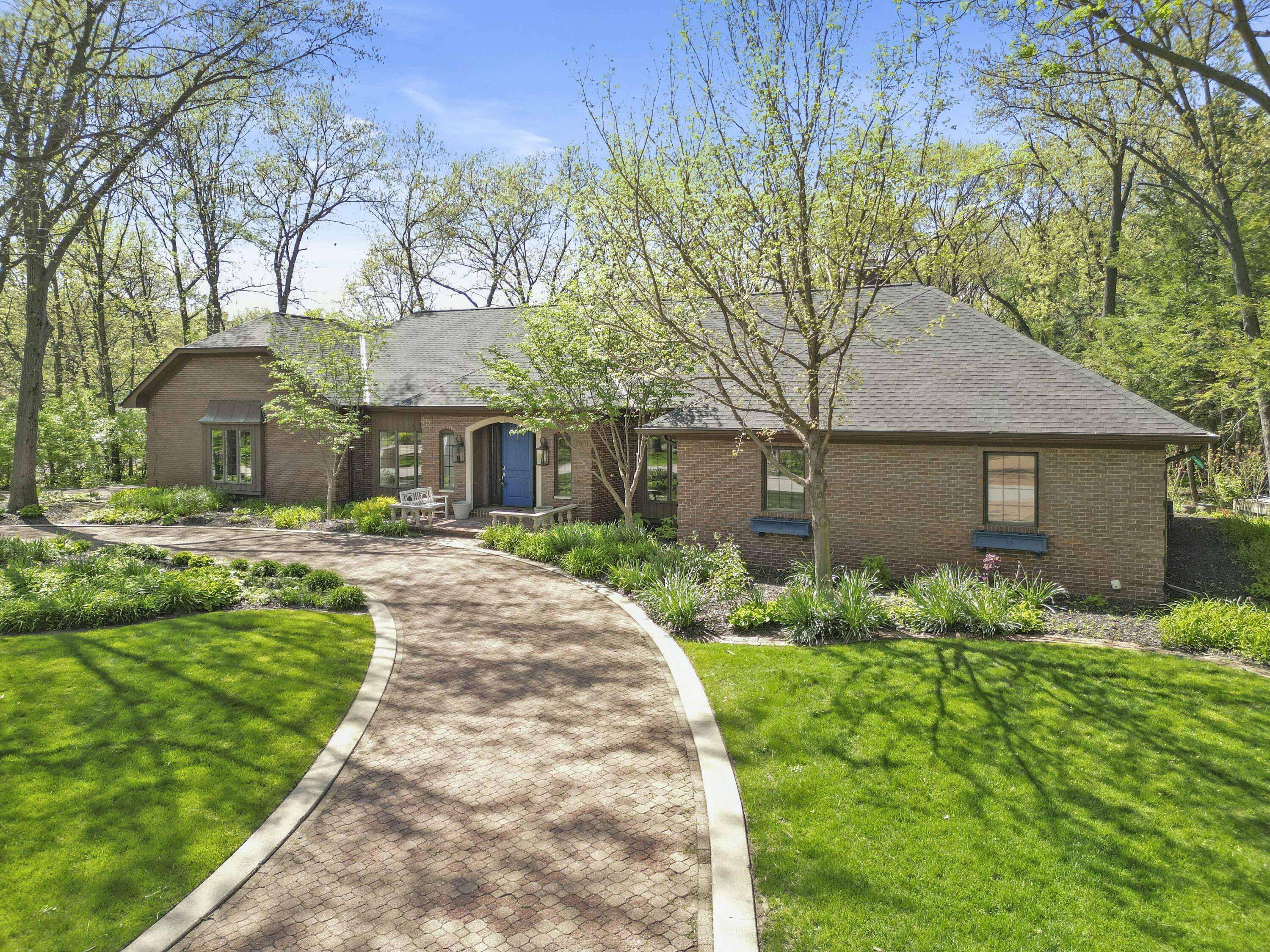 Schererville, IN 46375,1418 Wilderness DR