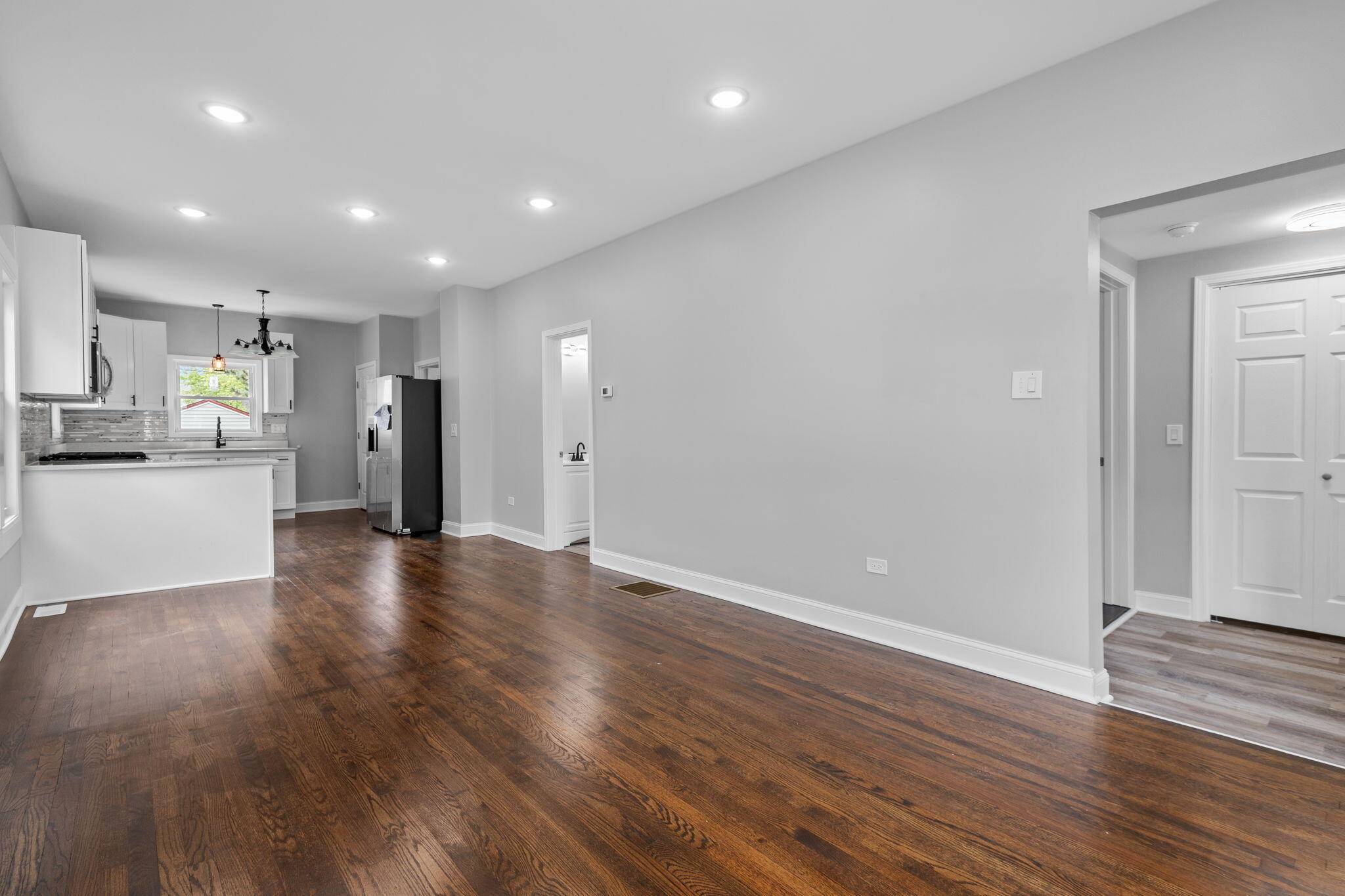 Hammond, IN 46327,4236 Hohman AVE