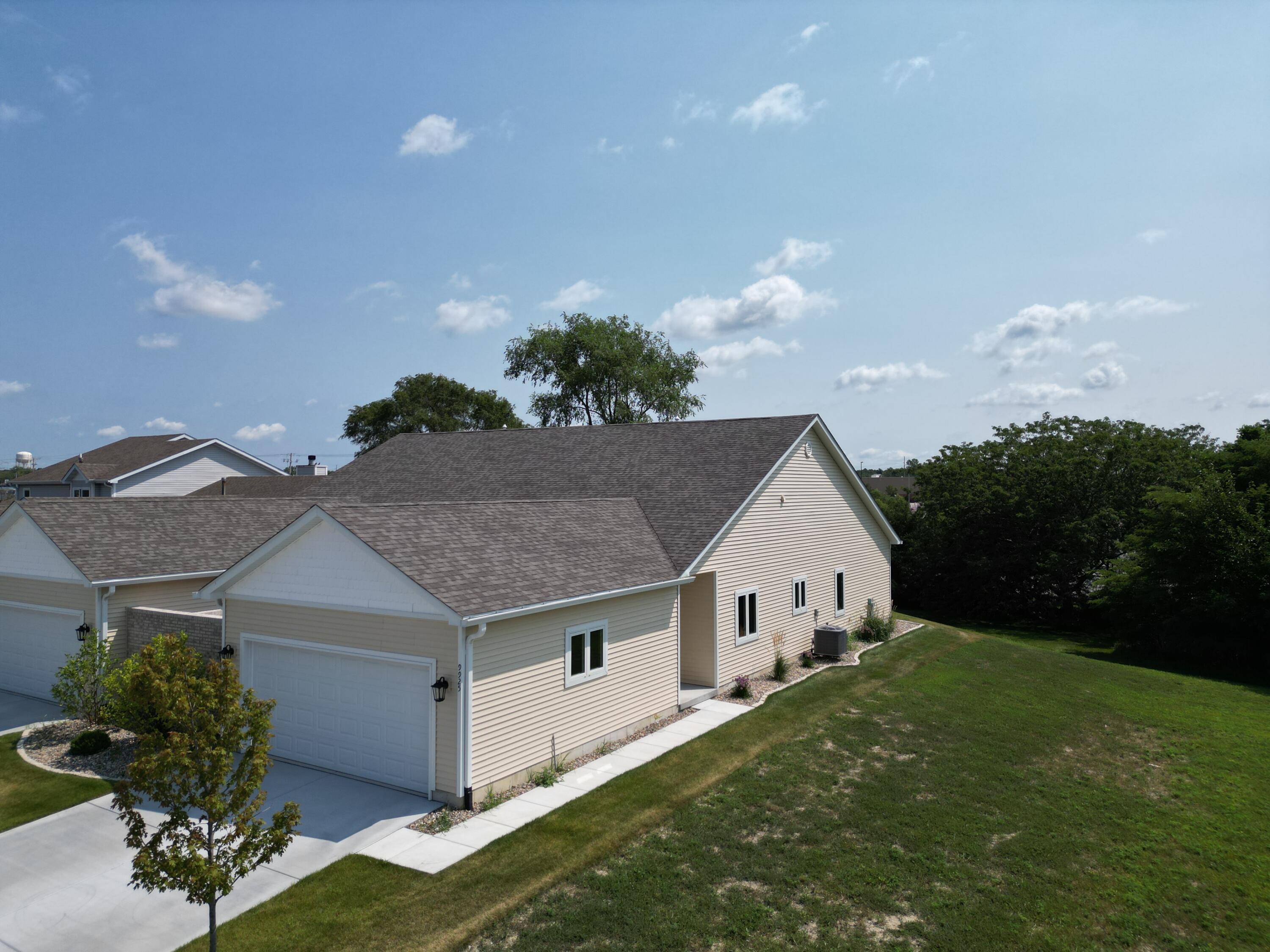 St. John, IN 46373,9945 Pheasant LN