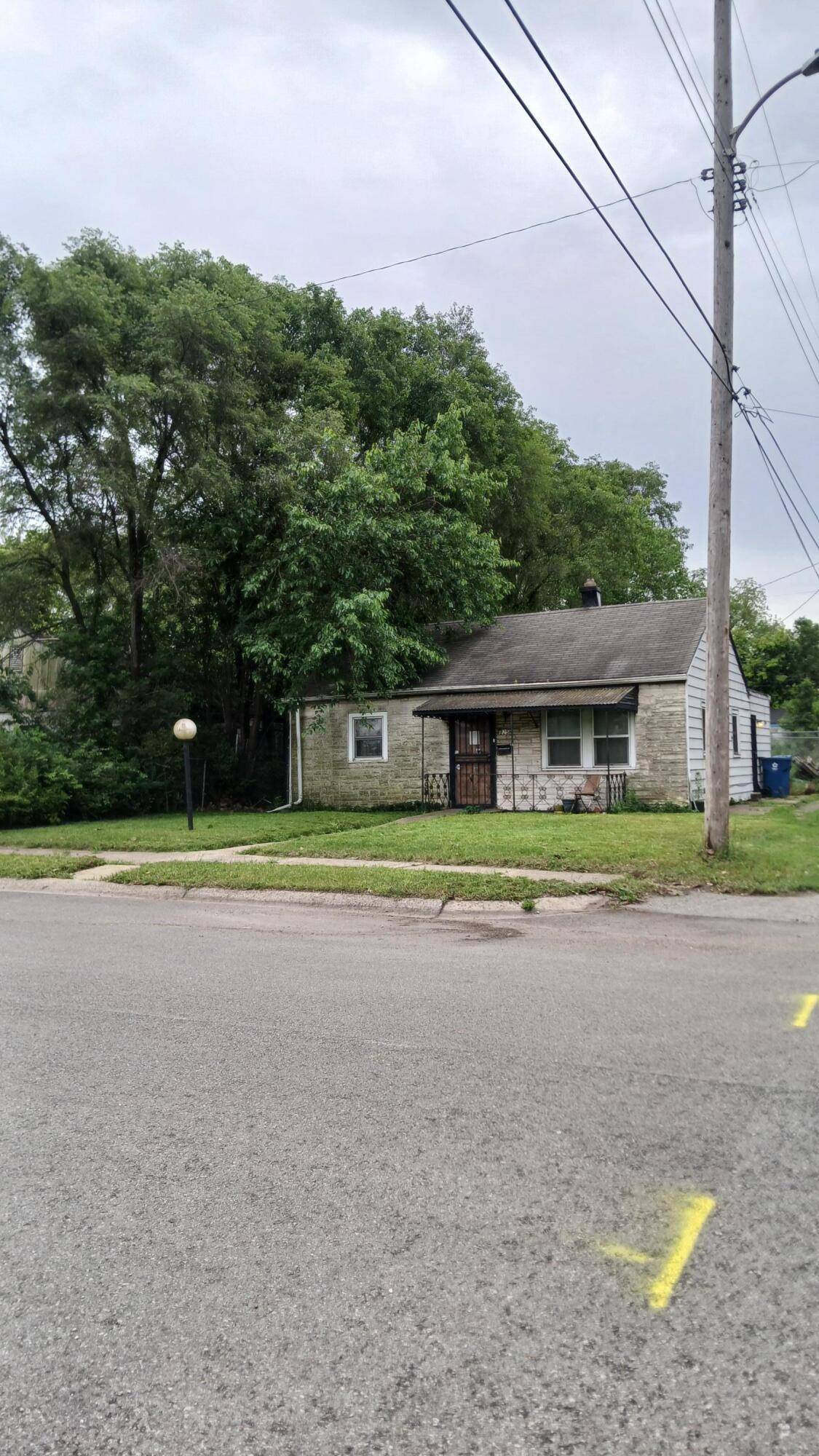 Gary, IN 46407,825 E 14th AVE
