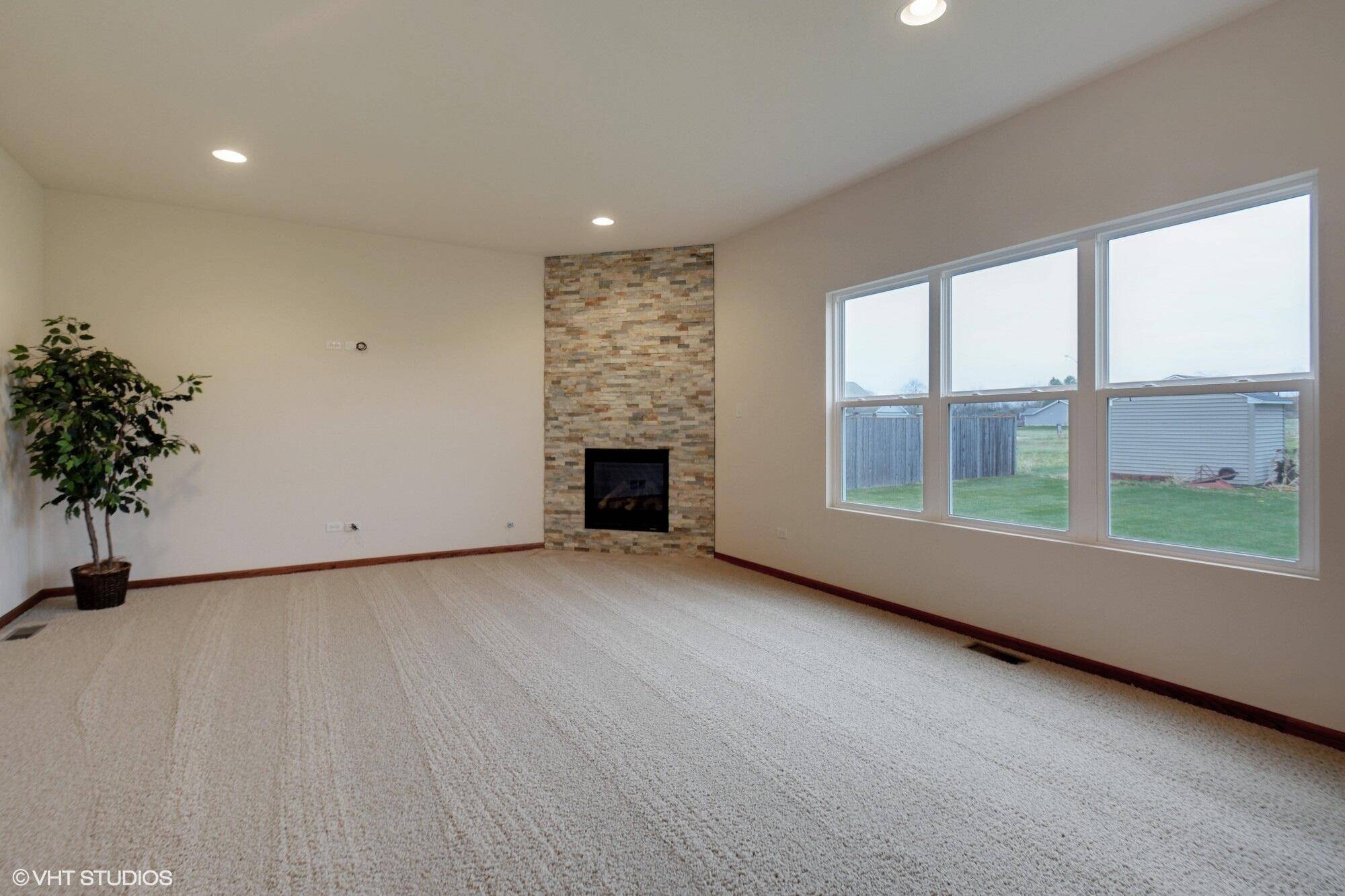 Merrillville, IN 46410,1375 77th PL