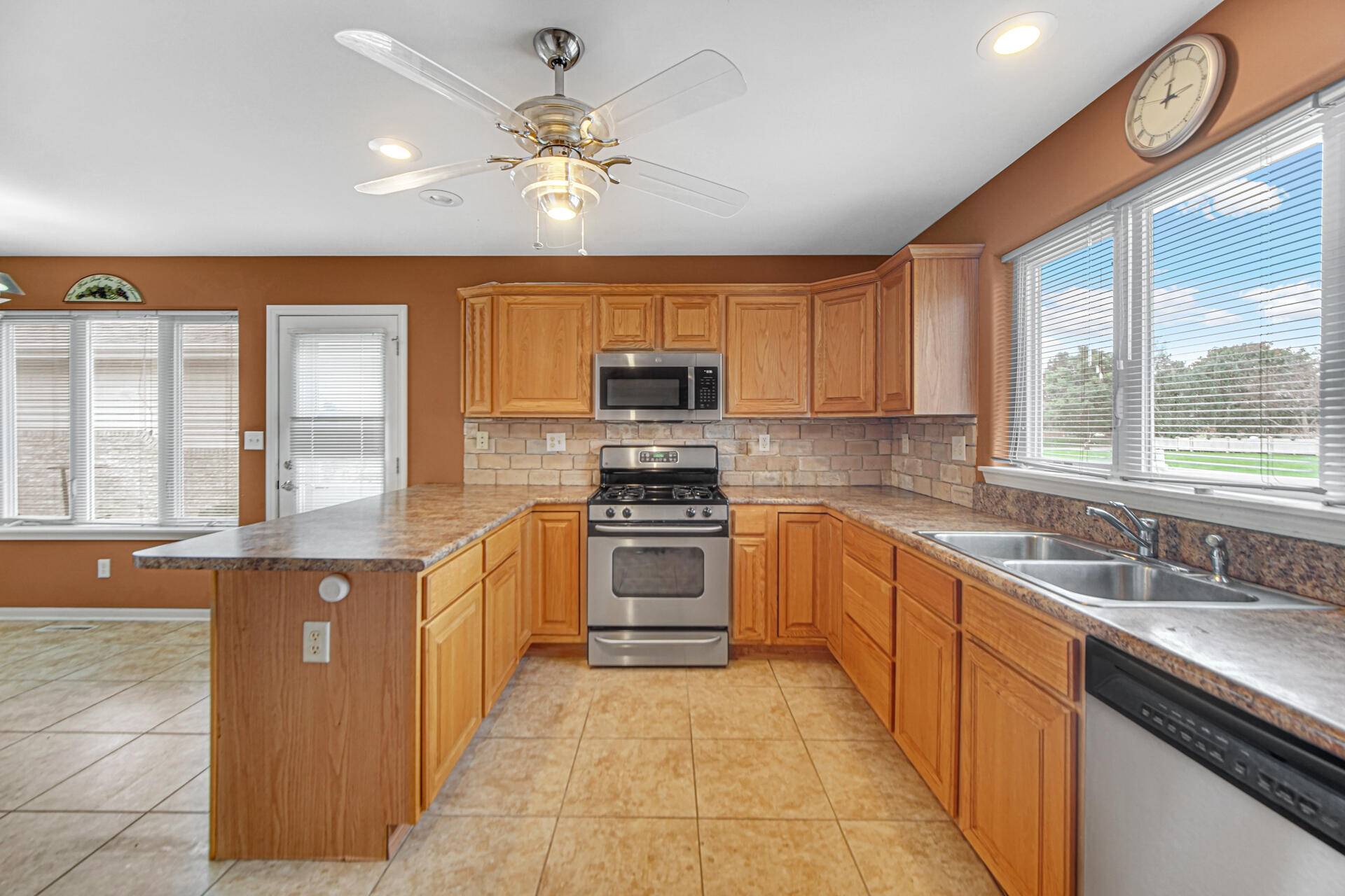 Crown Point, IN 46307,1168 Village CT