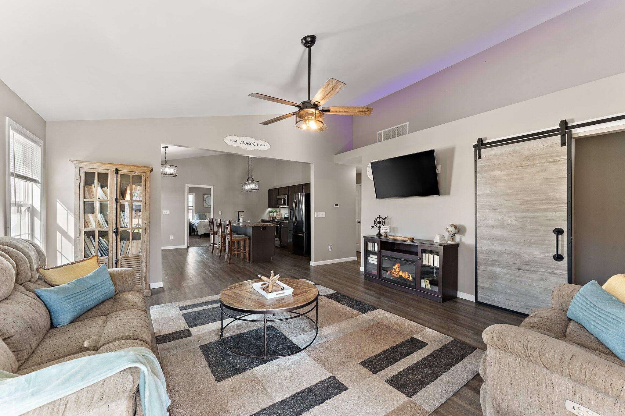 Wheatfield, IN 46392,48 S Meadow LN