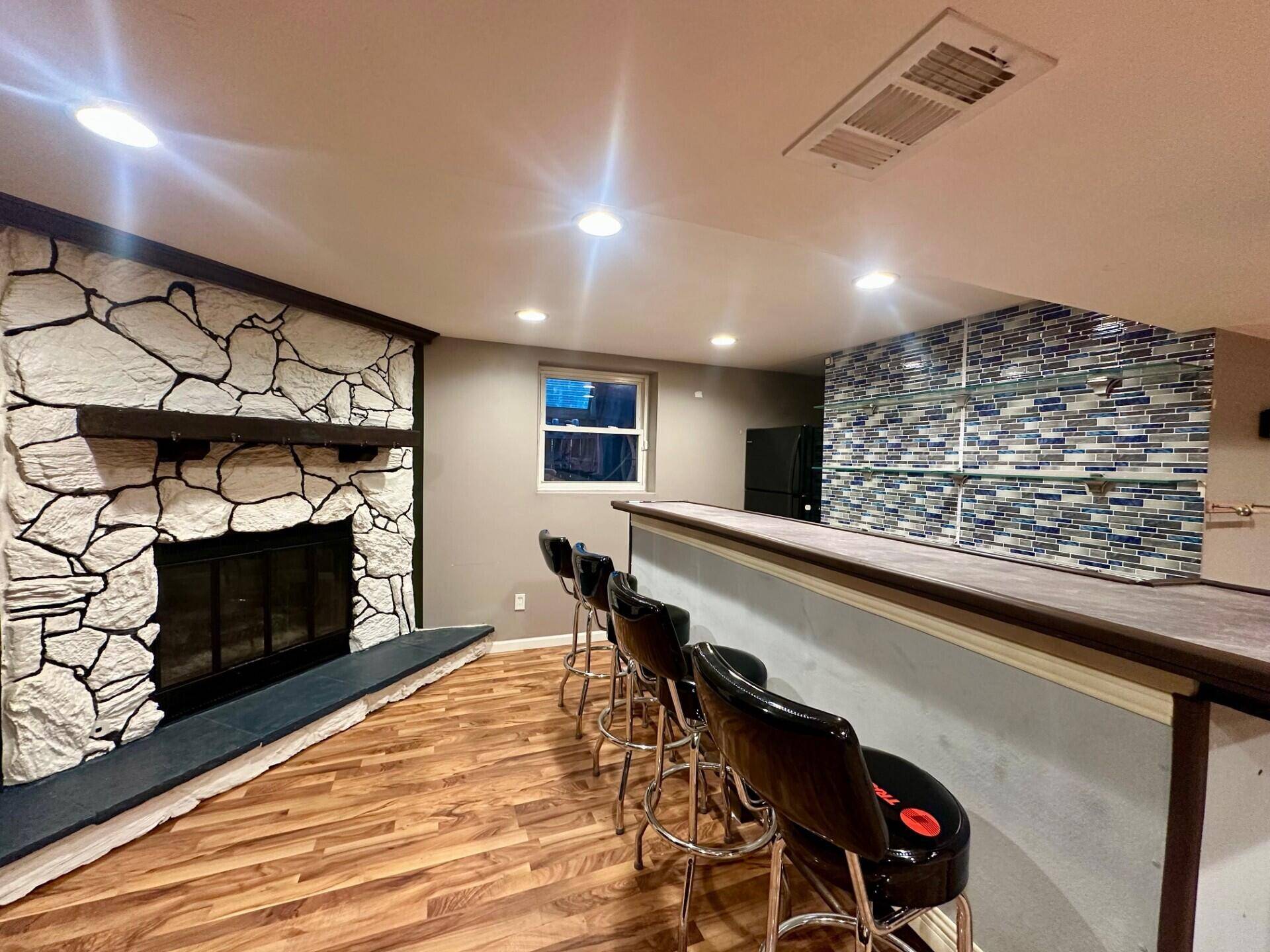 Crown Point, IN 46307,3907 Brookside DR