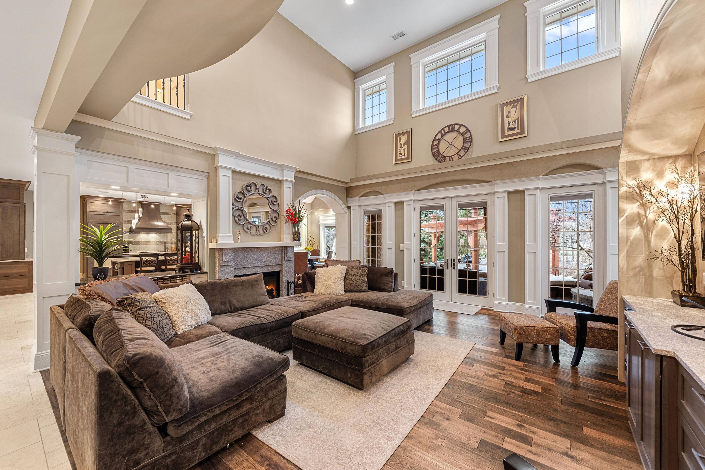 Munster, IN 46321,1424 Park West CIR