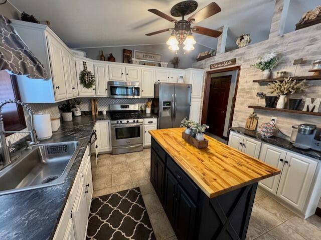 Westville, IN 46391,500 Carriage Lane RD