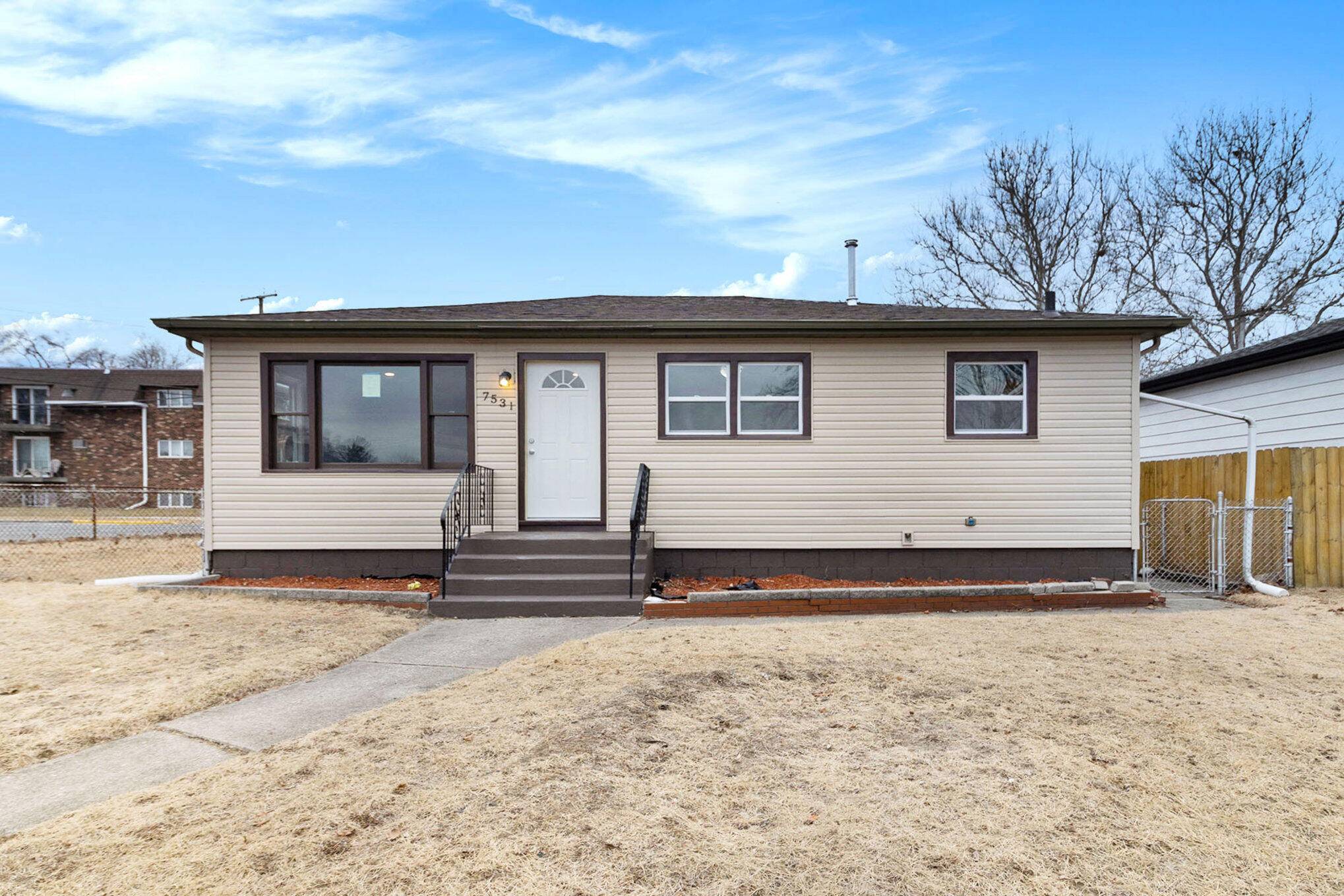 Hammond, IN 46323,7531 Grand AVE