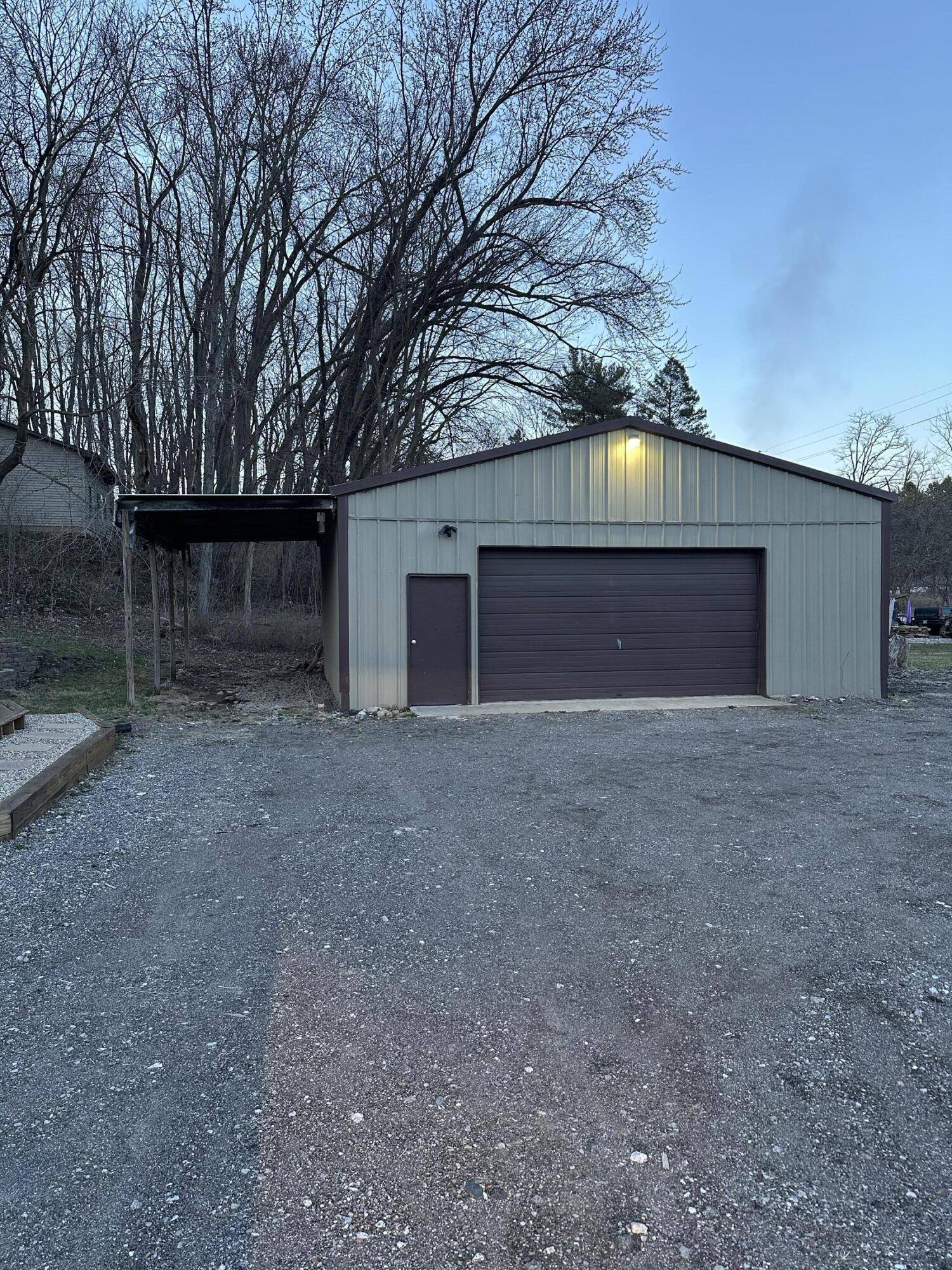 Westville, IN 46391,11 E Snyder RD