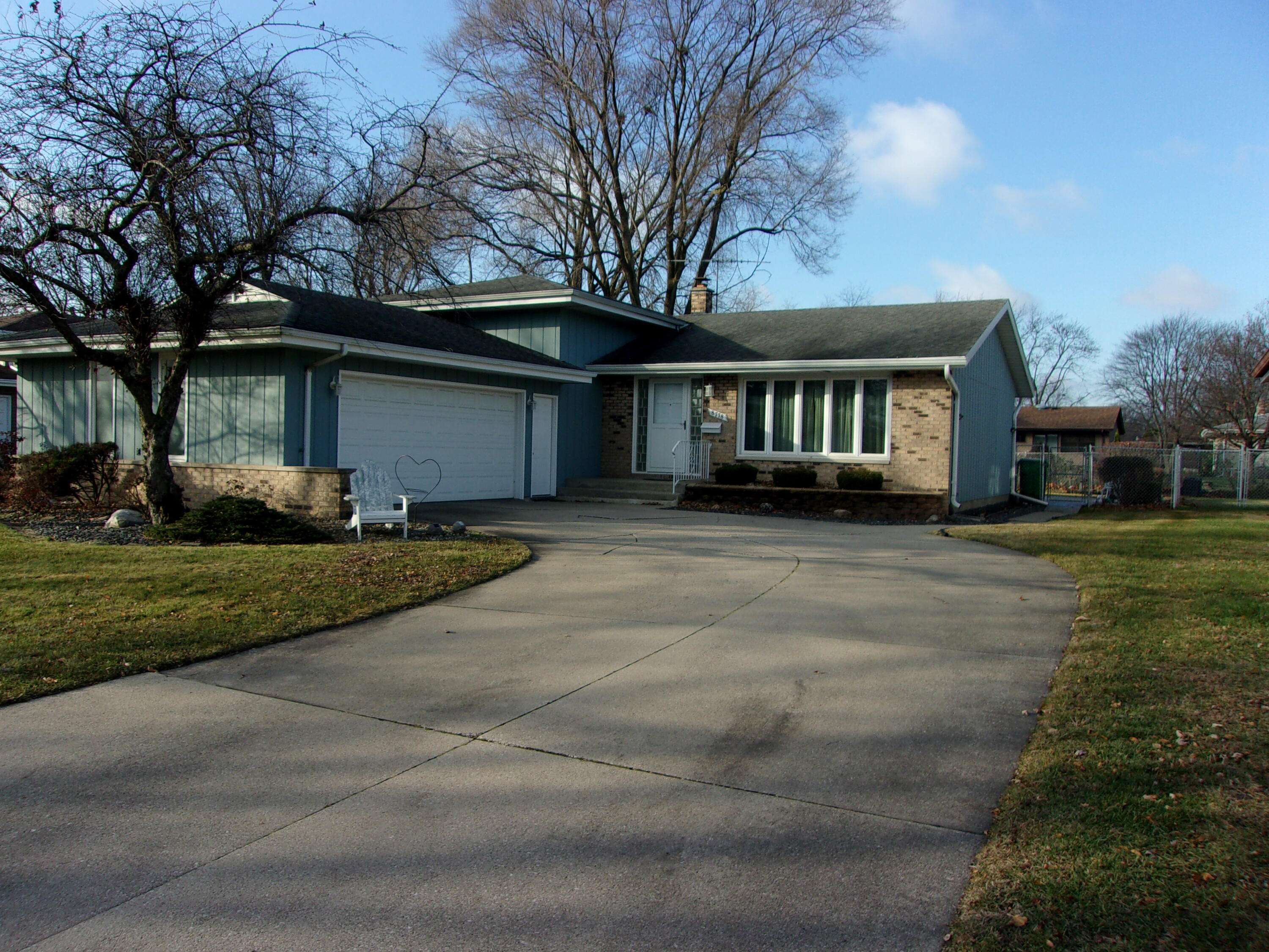 Munster, IN 46321,8778 Madison AVE