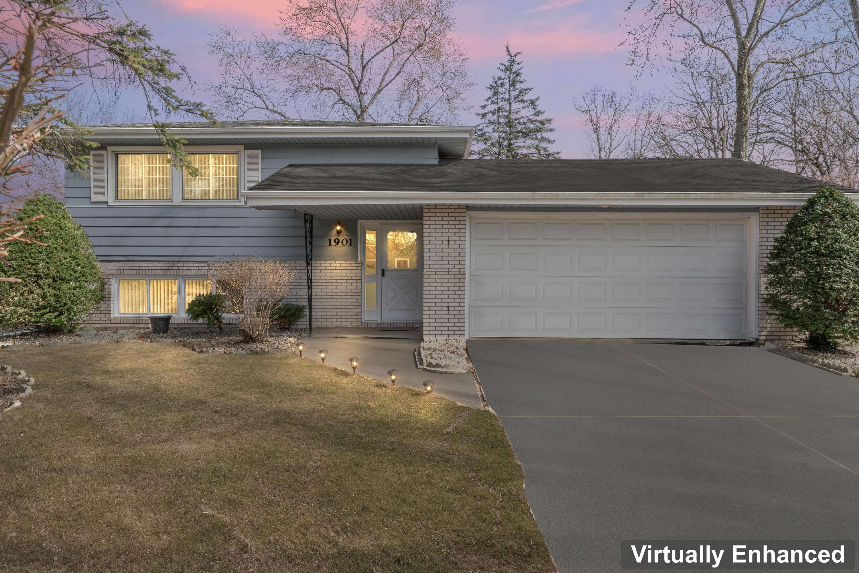 Schererville, IN 46375,1901 Chippewa DR