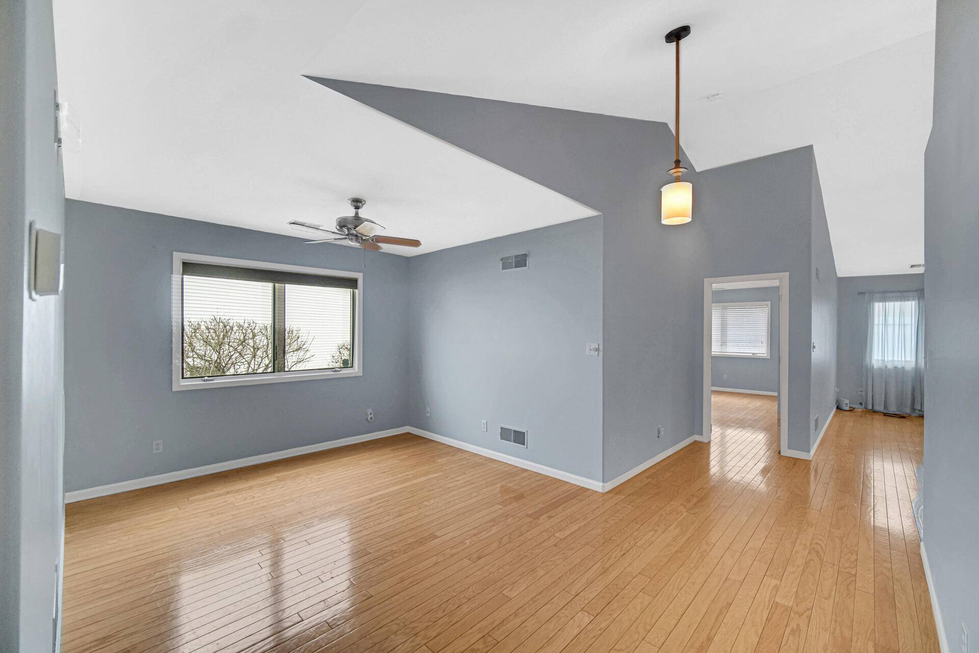 Crown Point, IN 46307,9553 Monroe ST