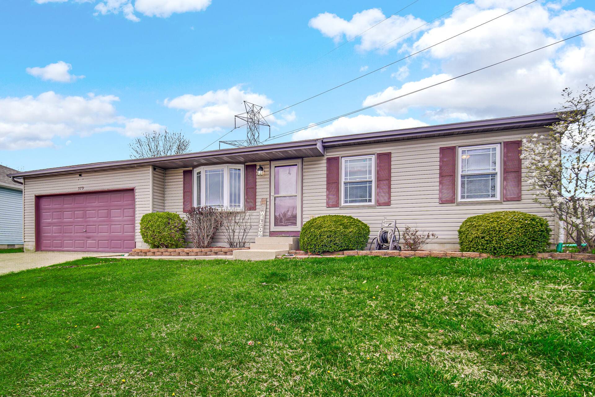 Valparaiso, IN 46385,379 Rainier RD