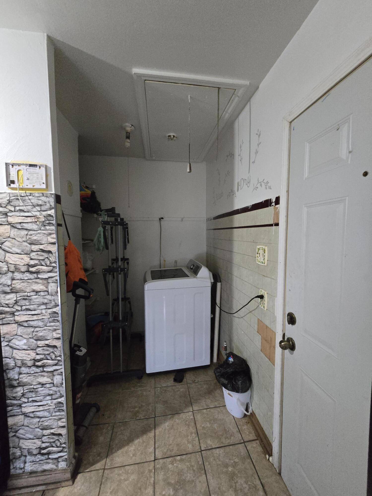 Gary, IN 46406,730 Matthews ST