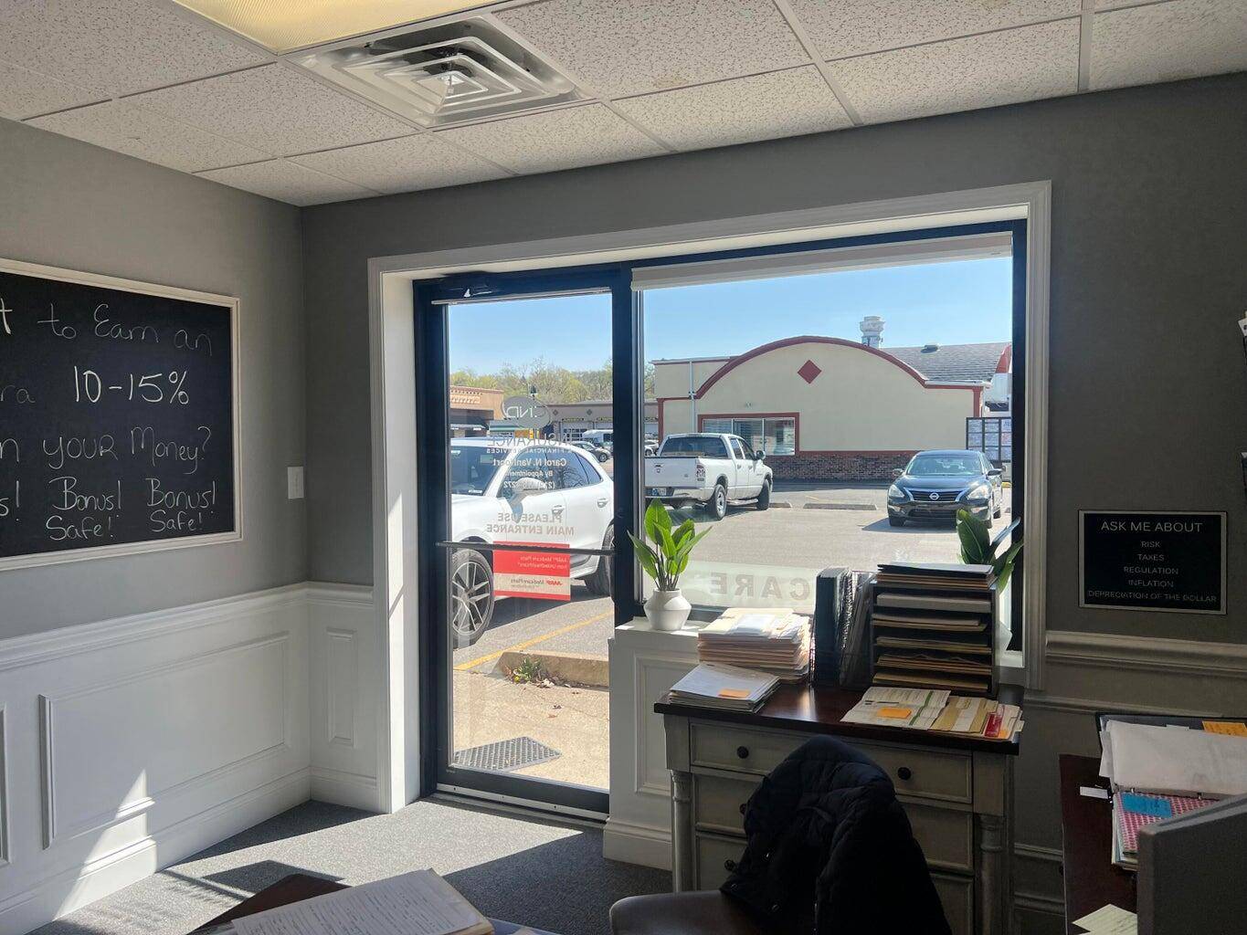 Valparaiso, IN 46383,1608 Lincolnway #D/e