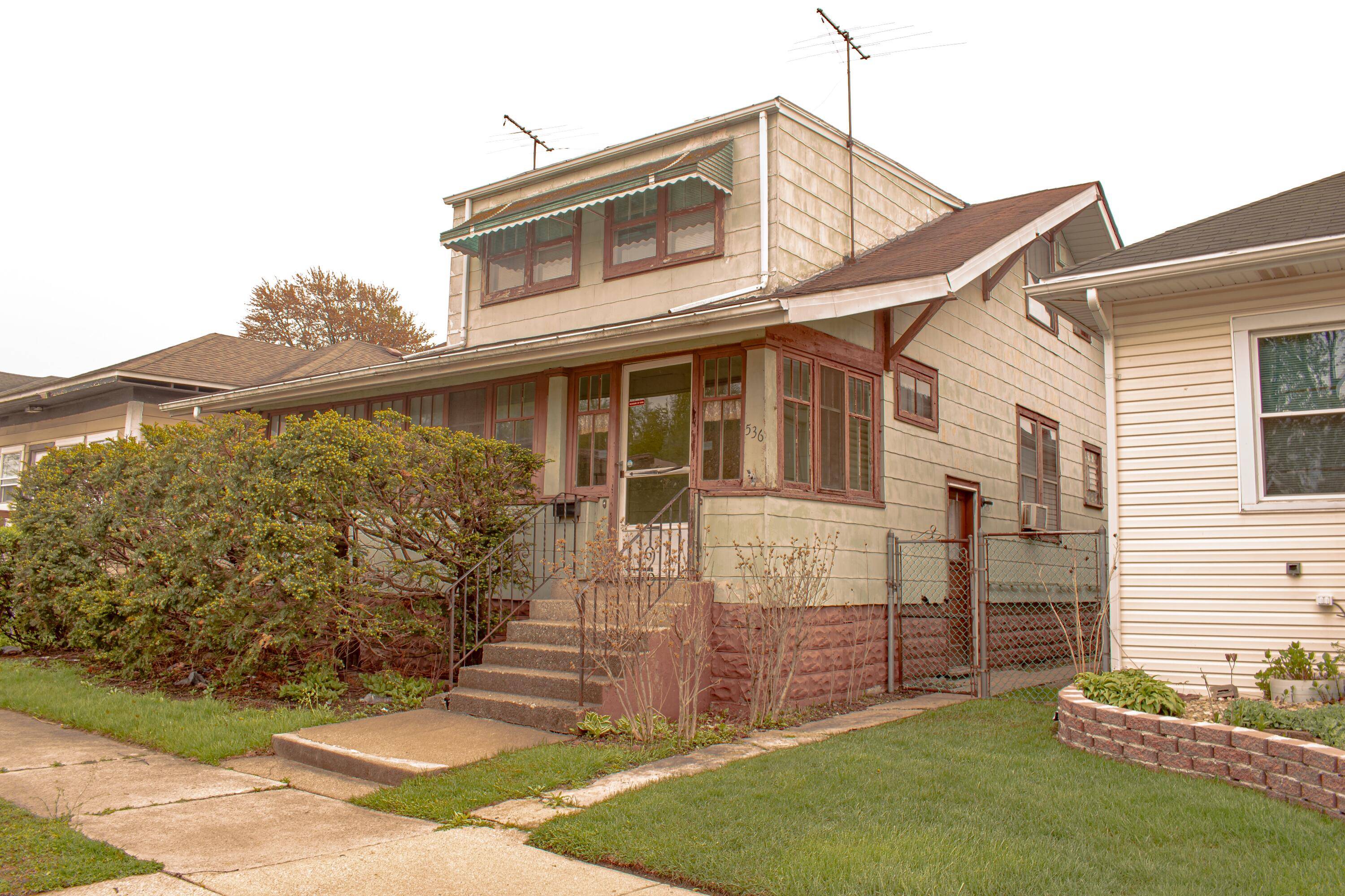 Hammond, IN 46320,536 Lewis ST