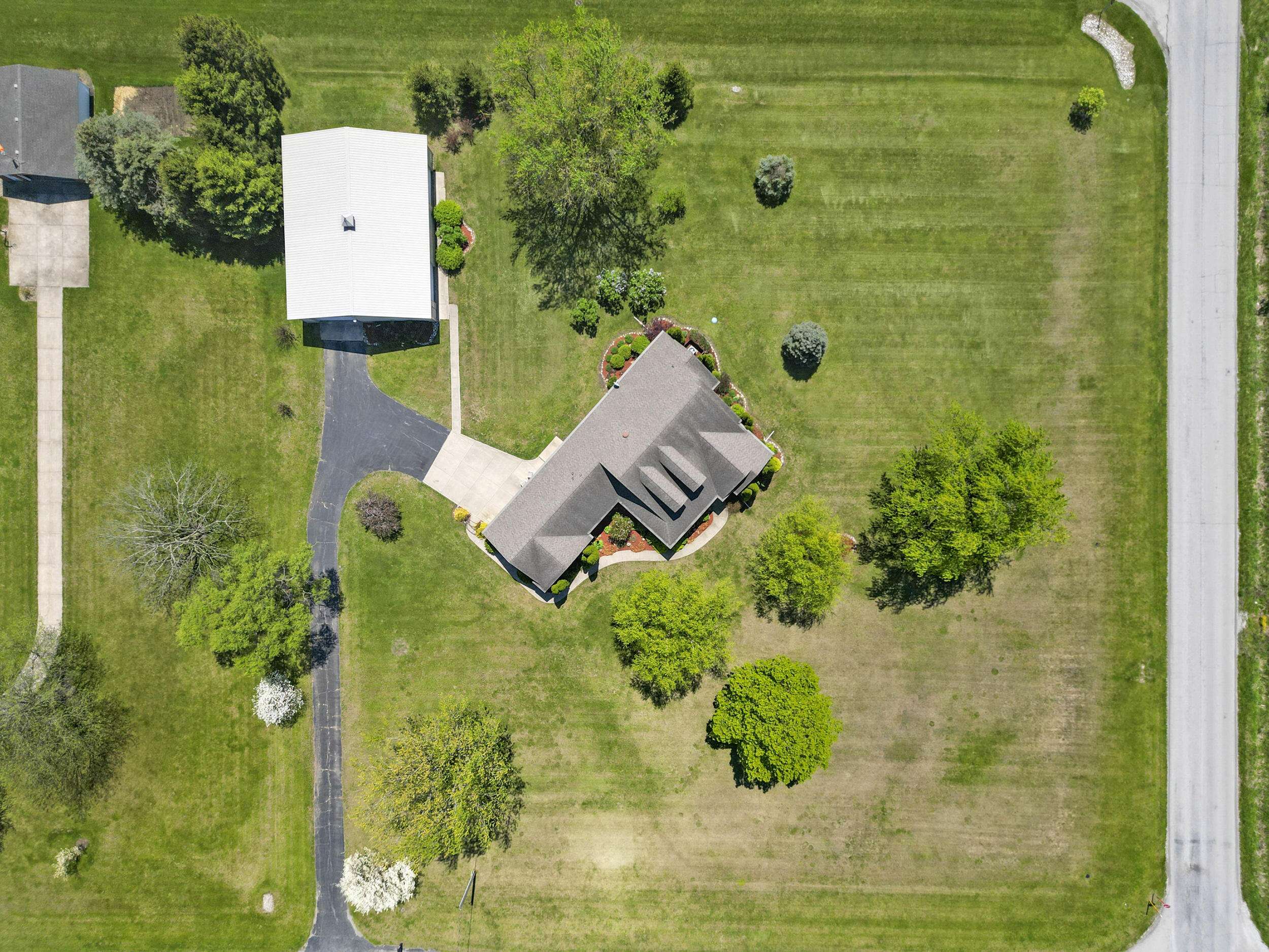 Demotte, IN 46310,6951 W 1350