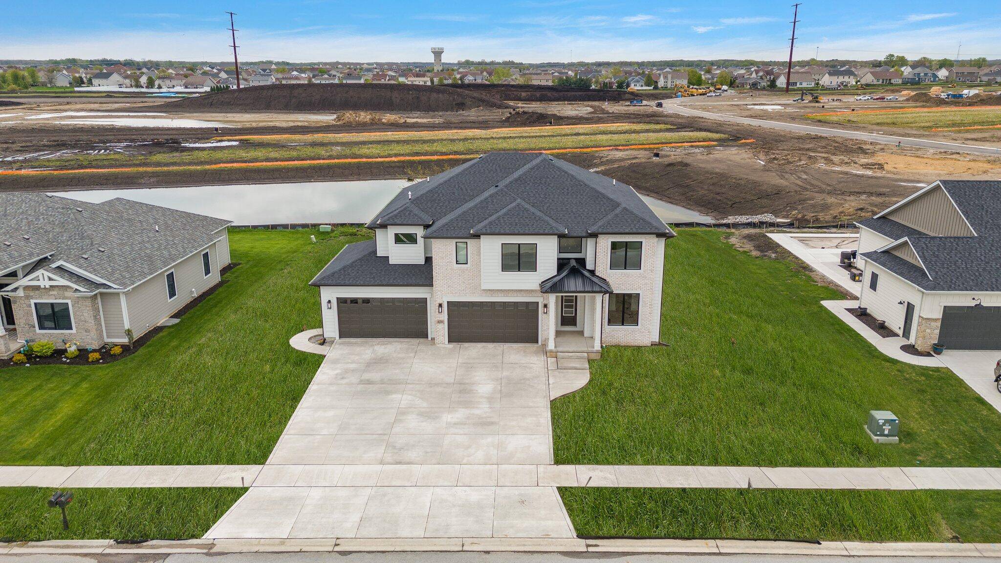 St. John, IN 46373,9201 Iris DR