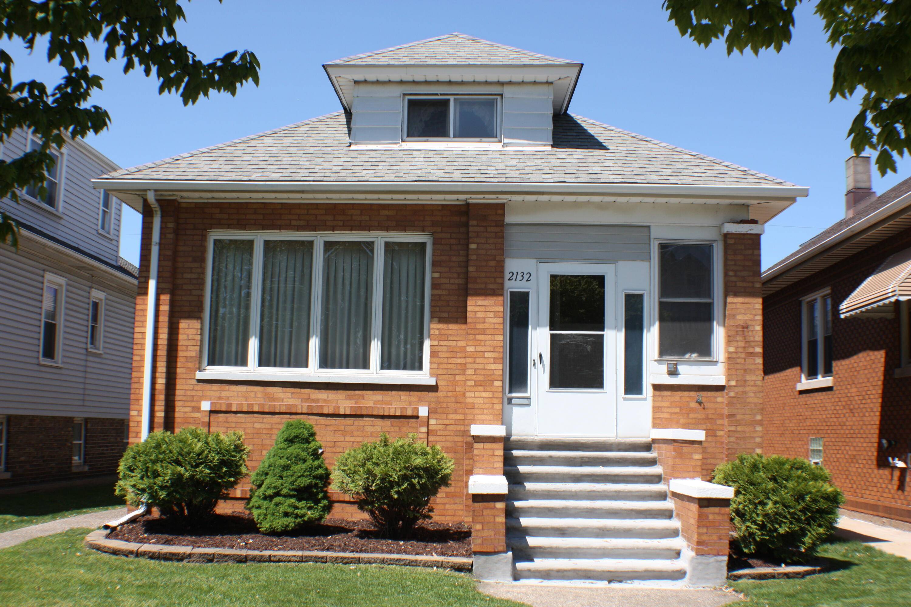 Whiting, IN 46394,2132 Lincoln AVE